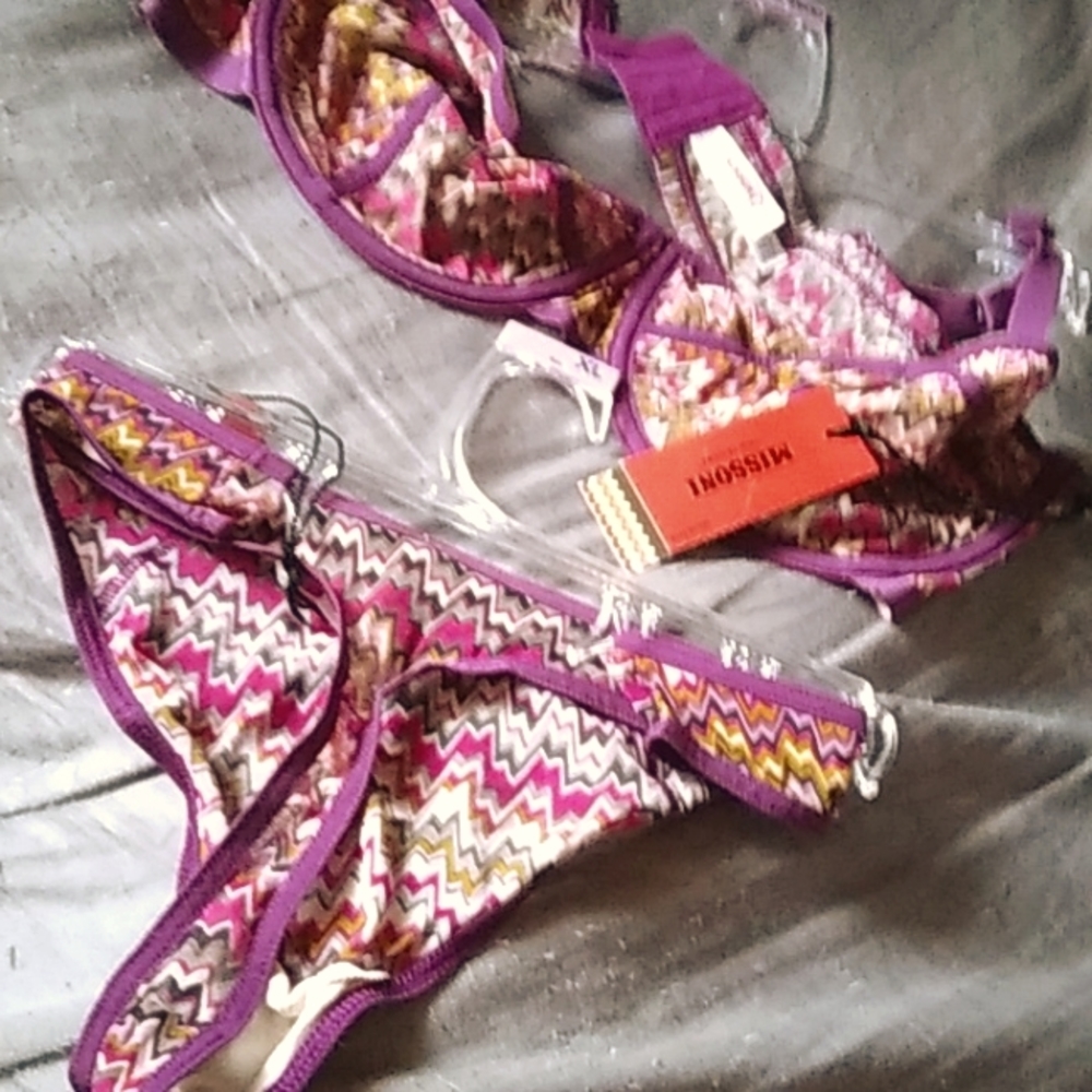 Bra and thong Missoni set NWT
